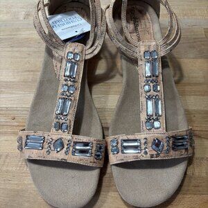 New Croft & Barrow Ortholite Cushion Footbed Sandals. Cork/Tan Size 10